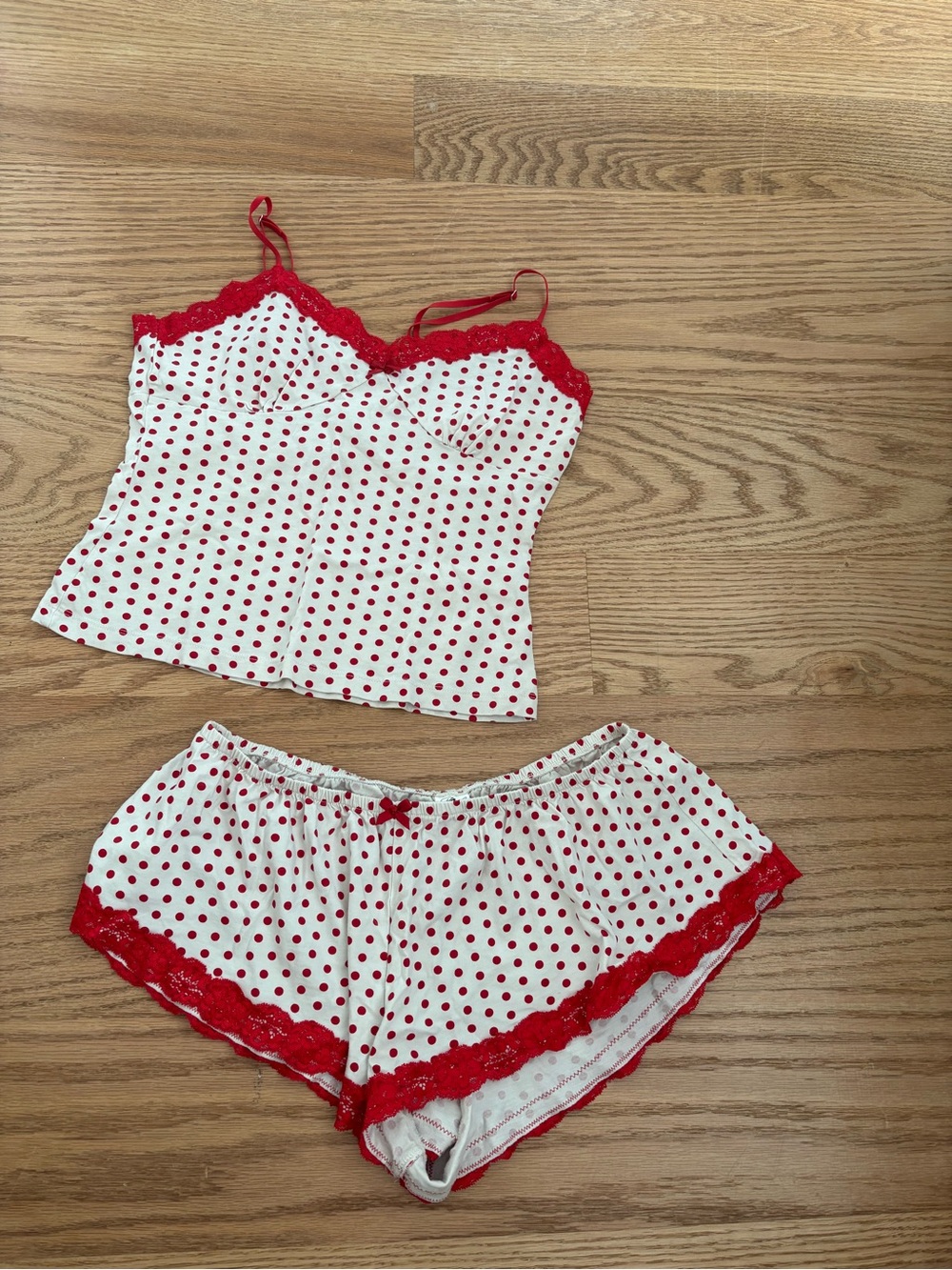 Frankie’s bikinis lounge set